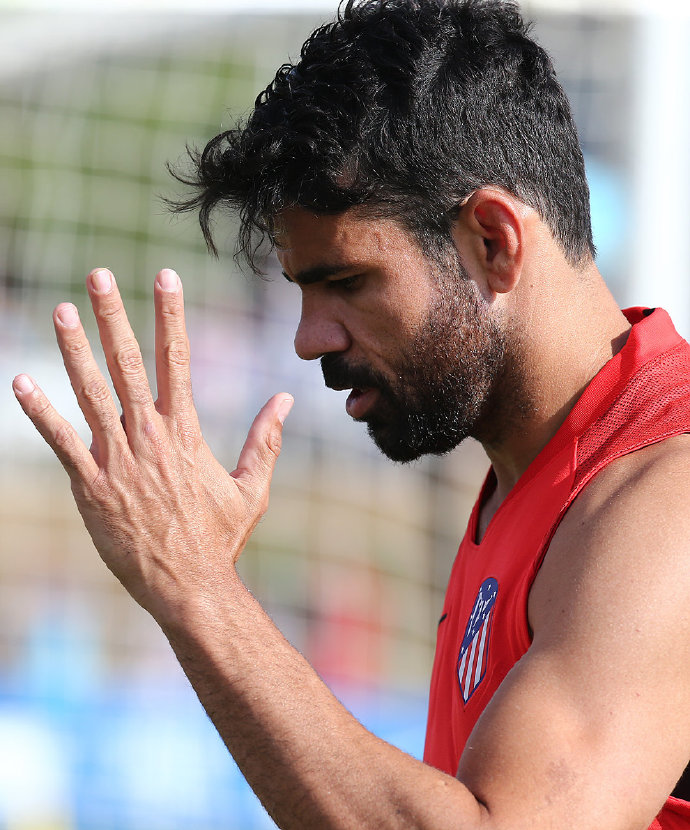 包含集结日体能课后,马德里竞技复出首秀备战中超,媒体盛赞,资深球员宣示担当的词条 包含集结日体能课后,马德里竞技复出首秀备战中超,媒体盛赞,资深球员宣示担当的词条